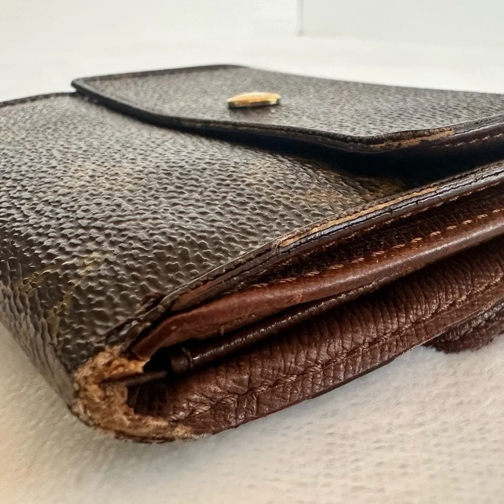 Louis Vuitton Monogram Wallet